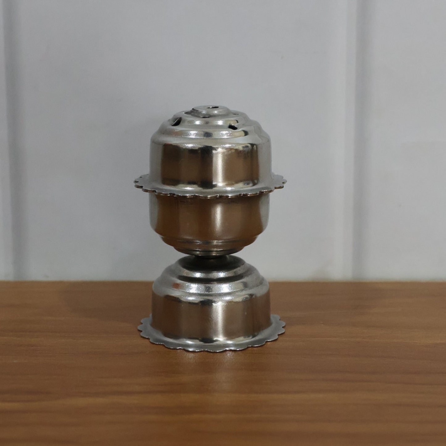 Decorative jasmine incense stand