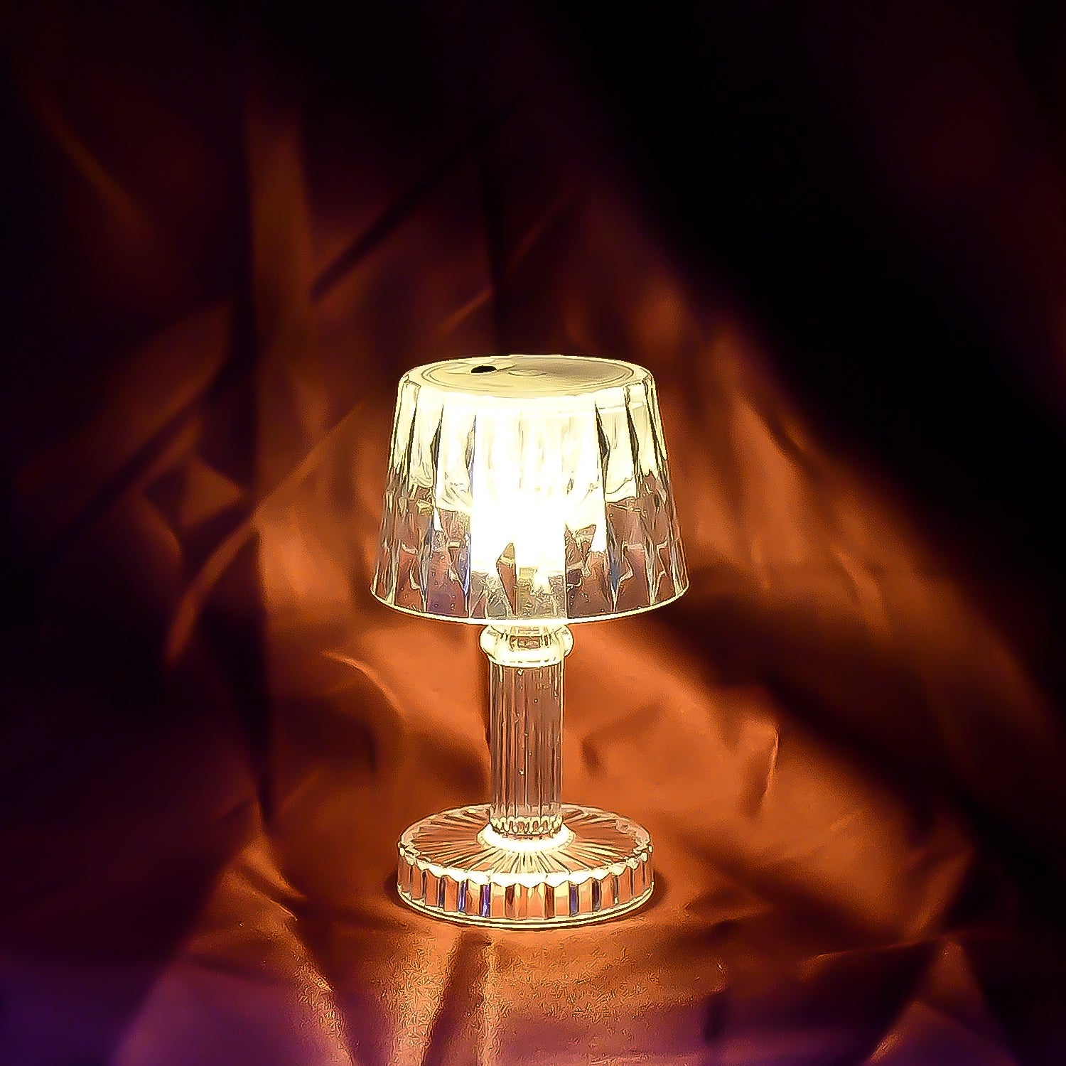 Cute Portable Plastic Lamp