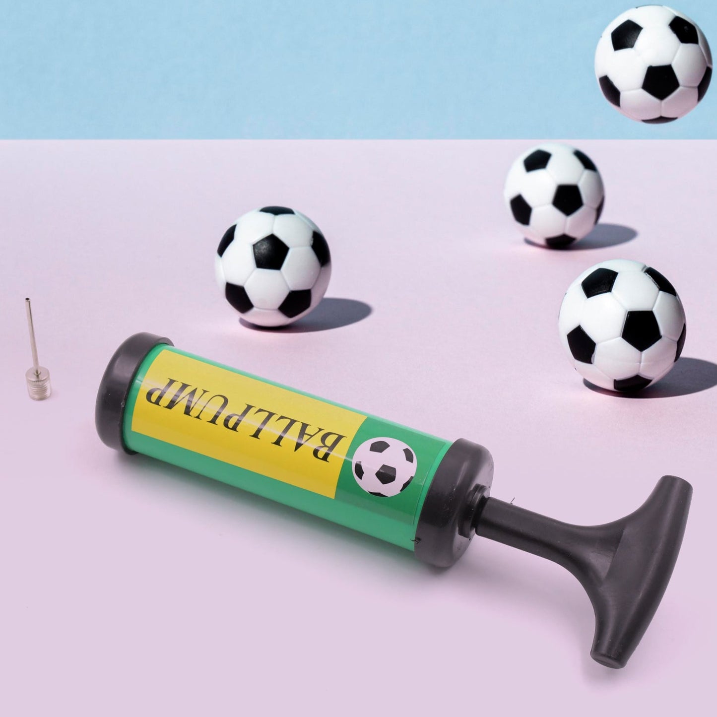 Inflator Air Ball Pump Soft Bouncing Ball Development Kids Toy (17 Cm)