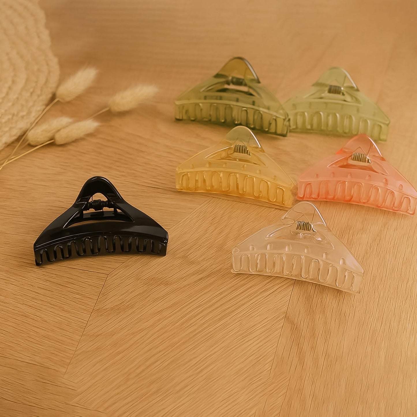 Triangle Shape Mix Color Plastic Hair Claw Clip for Women and Girls – 1 Pc