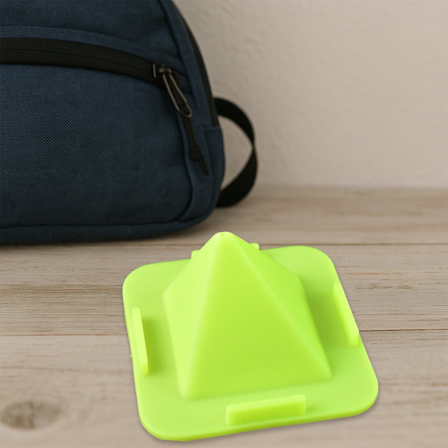 Pyramid Mobile Holder