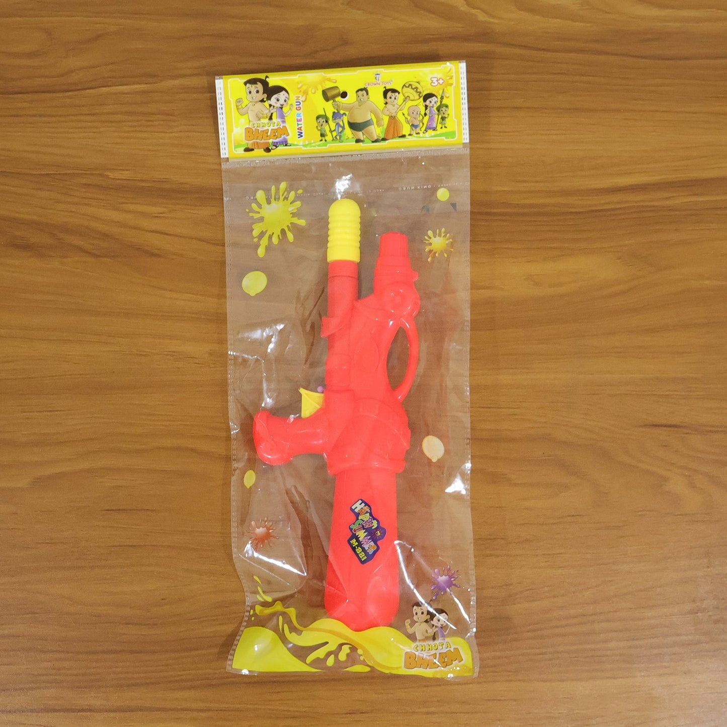 Handheld water spray toy