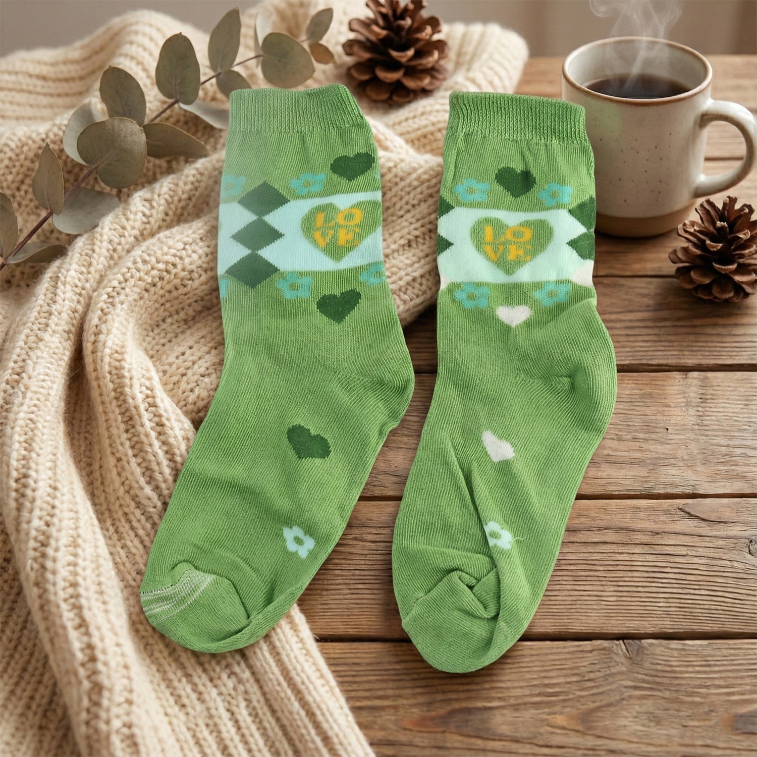 Stylish cotton socks pair        
