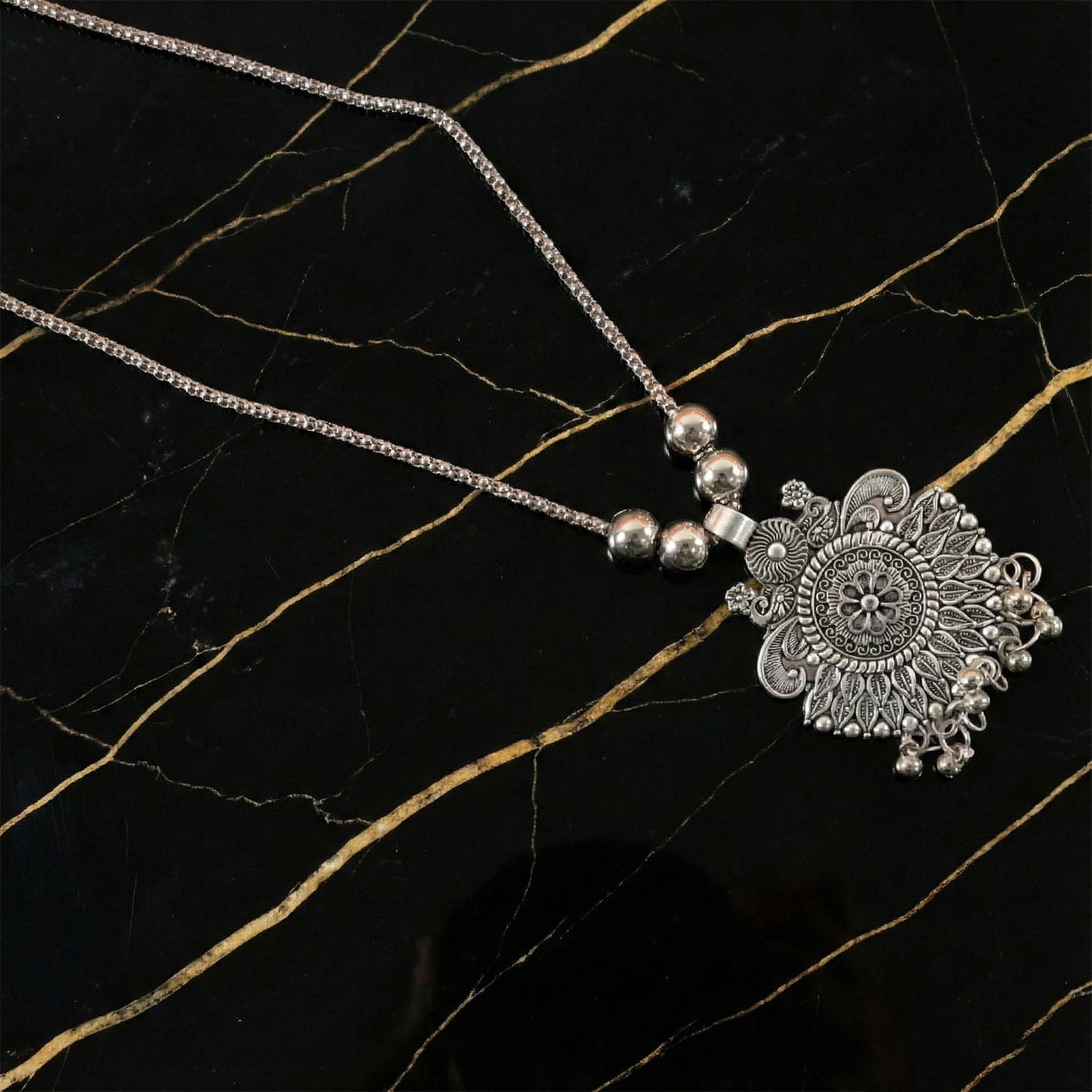 Indian silver pendant        
