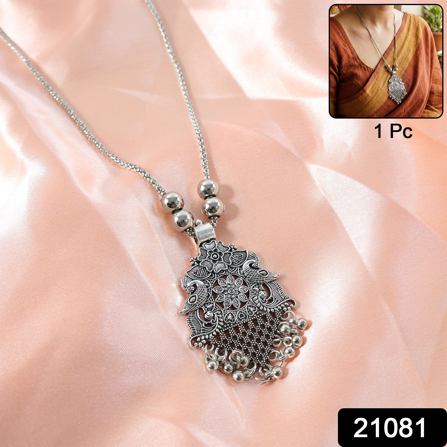Oxidized floral necklace        
